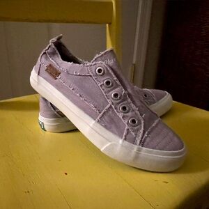 Women’s Blowfish sneakers